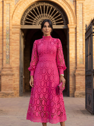 Capricornio - Vestido de Encaje